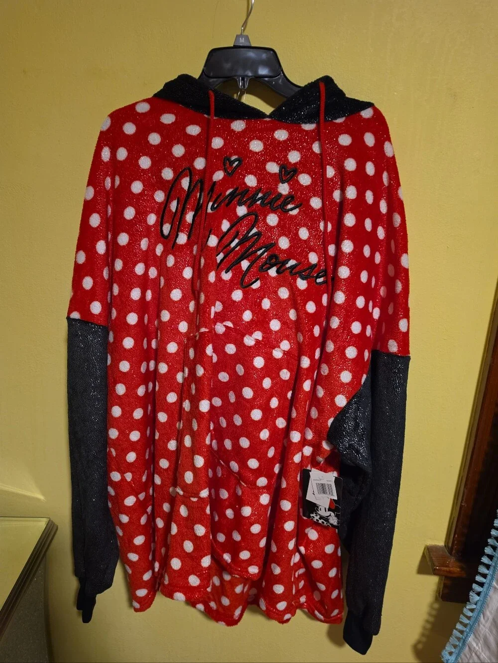 NWT Women's Size Medium Minnie Mouse Hooded Oversized Lounge Sweatshirt Costume